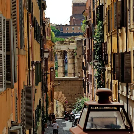 Appartement Traiano Charme - My Extra Rome
