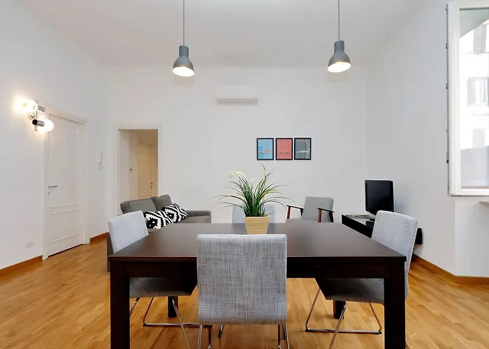 Traiano Charme - My Extra روما