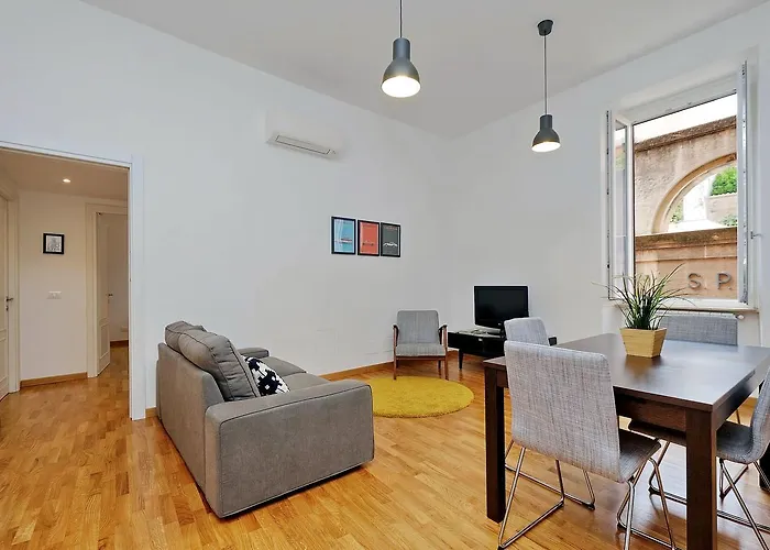 Traiano Charme - My Extra Apartment Rom